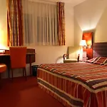 Artemis & Bistro Coquet Otel