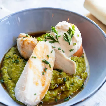 Artemis & Bistro Coquet Hotel