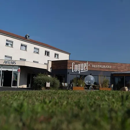 Отель Artemis & Bistro Coquet 3*