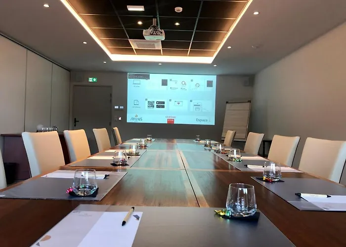 Artemis & Bistro Coquet 3*