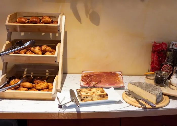 Artémis Hôtel&spa Bistro Coquet 3* Brioude