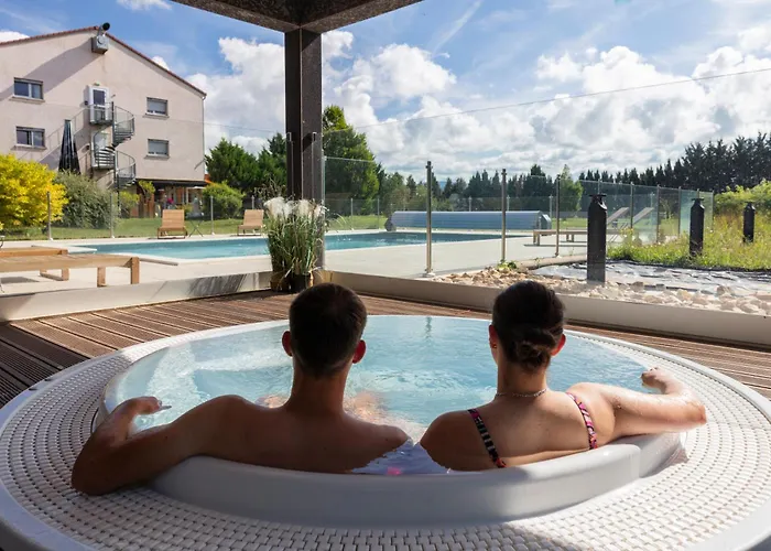 Artémis Hôtel&spa Bistro Coquet 3* Brioude